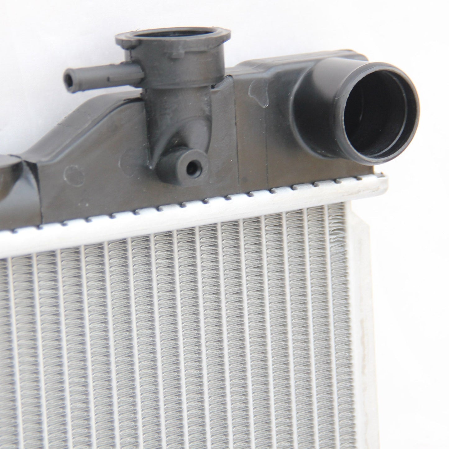 RADIATOR FIT SUBARU FORESTER IMPREZA WRX EJ20 2. 0L Non Turbo AT MT 97-02-4