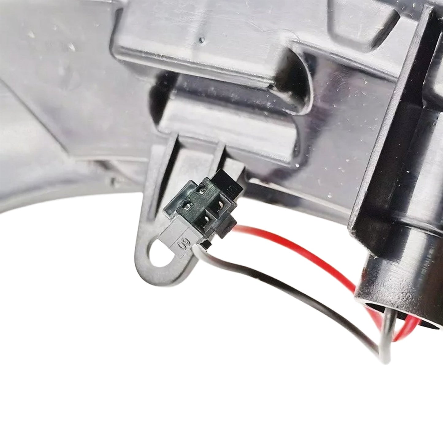 Side Mirror Turning Indicator Light Right Side Suitable for LDV G10 2015-On-4